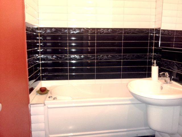 Lavoare baie cu semipicor