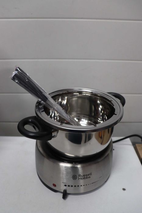 Russell Hobbs Fiesta Електрическа фондю 1200W, 1.7л,неръждаема стомана