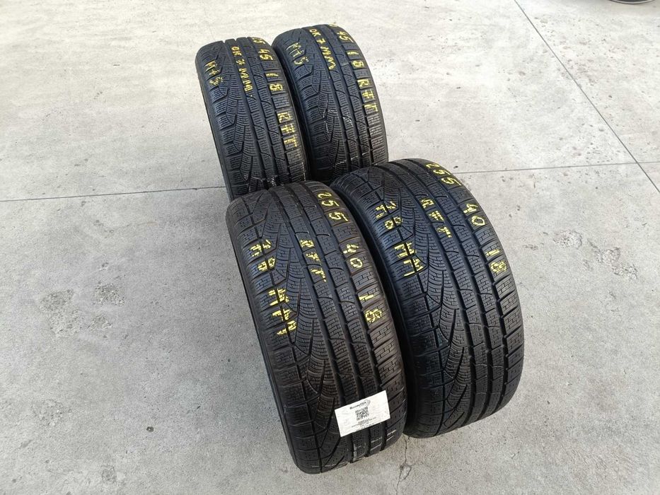 Set 4 anvelope de iarna 225 45 18 cu 255 40 18 pirelli sottozero 2 run flat