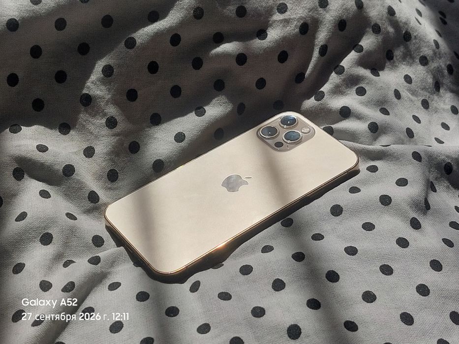 Продам Iphone 12 pro минусы на фото