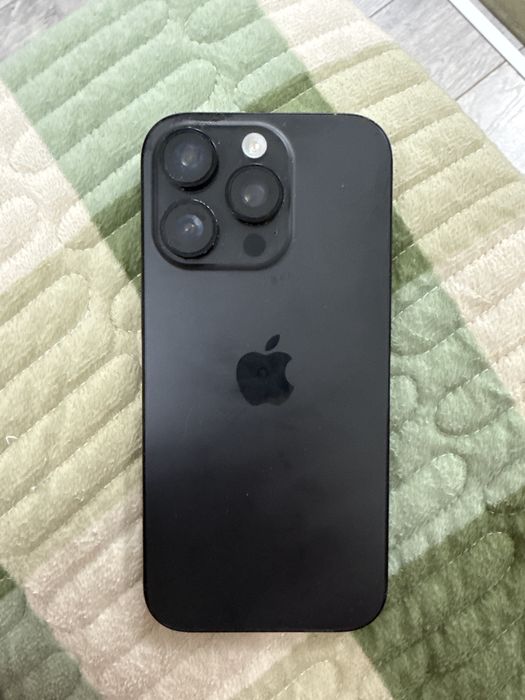 Iphone 16 pro в хорошем состоянии