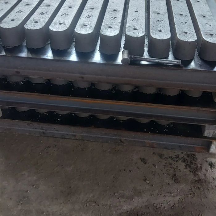 Столб бетонный для заборов