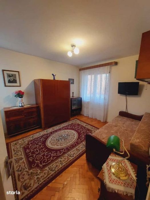 Apartament 3 Camere, 3 Balcoane, 84 mp total, etaj 3, lift nou, Manast — fotografia 3