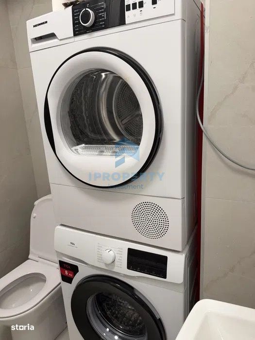Central Adress 2 camere cu balcon
