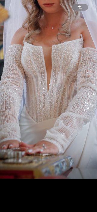 Vand rochie de mireasa