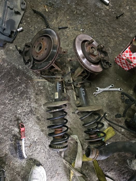 Fuzeta st dr amortizor arc flansa Peugeot 207 1.4 benzina