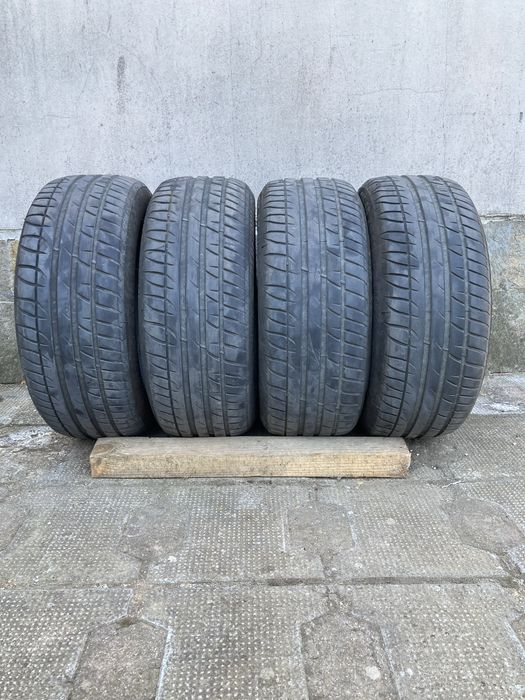 215 55 ZR16 93W Taurus High Performance