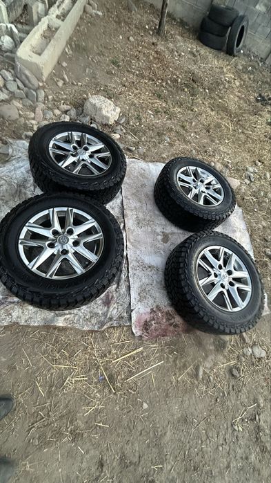 Новая резина диски на r18