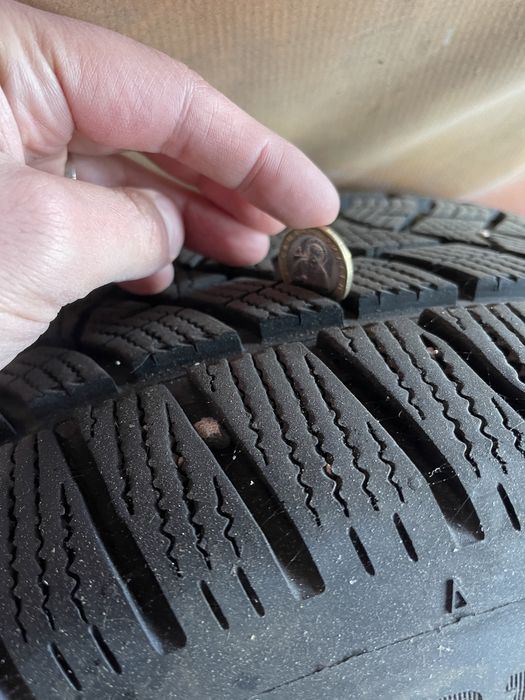 Продавам гуми Dunlop Winter Sport 5 235/55/17