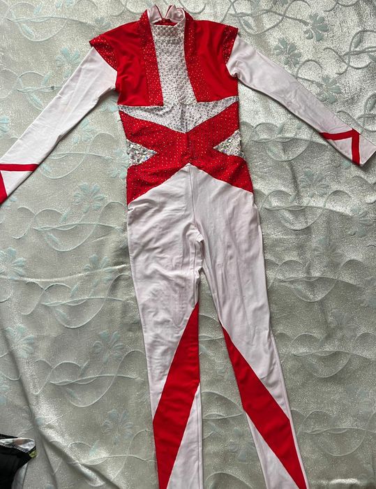 Продам костюм для гимнастики