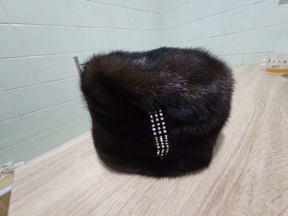 Новая норка шапка "Боярка" песец мягкая!!