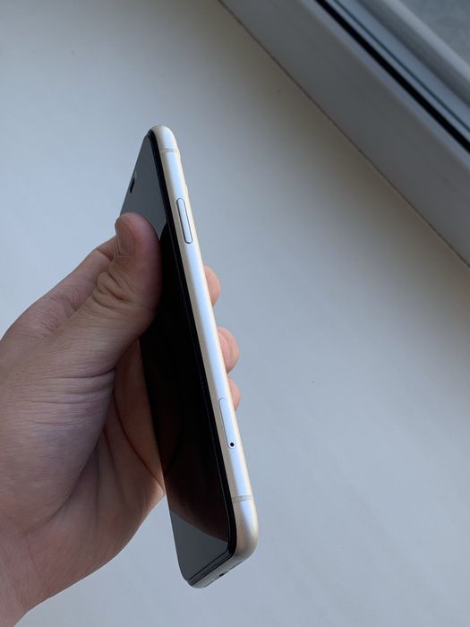 iPhone 11 в хорошем состоянии 76% АКБ торга нету !