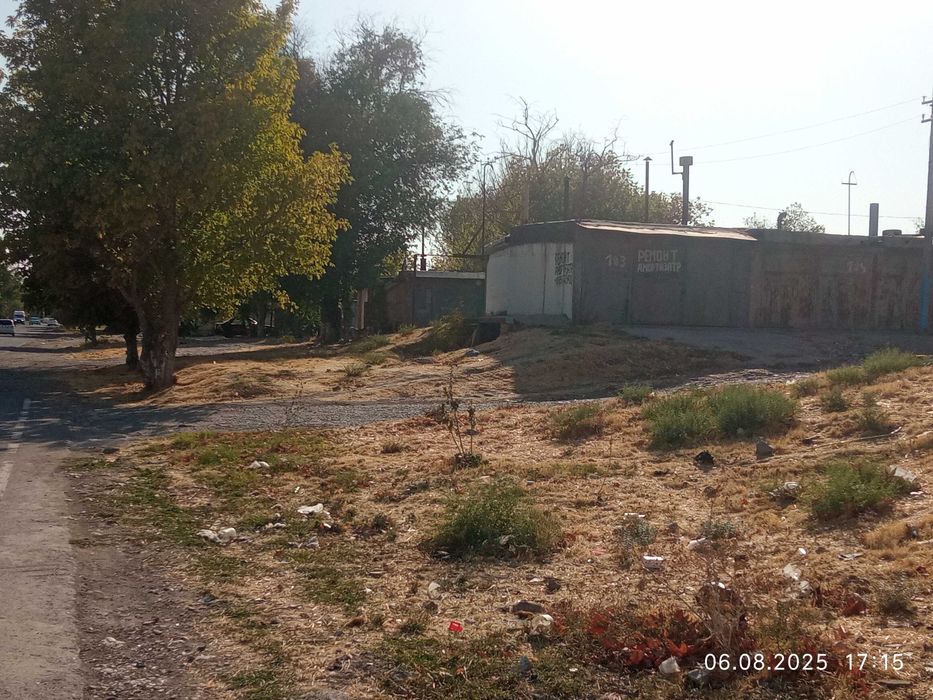 Продаётся гараж бетонный с пристройкой город Чирчик 3 микрорайон