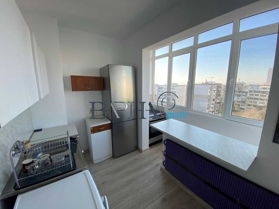 Двустаен апартамент Младост