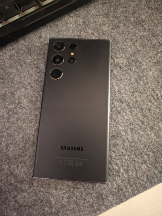 Samsung S23 ultra 12/256