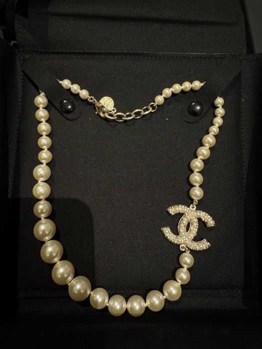 CHNL колие с перли New Season