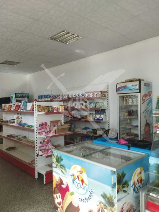 Продава се Магазин в Първомай - 85 кв.м за 1000 €/кв.м - Снимка #1
