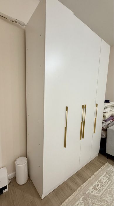 Шкаф распашной 4-дверный — 160×52×240 см