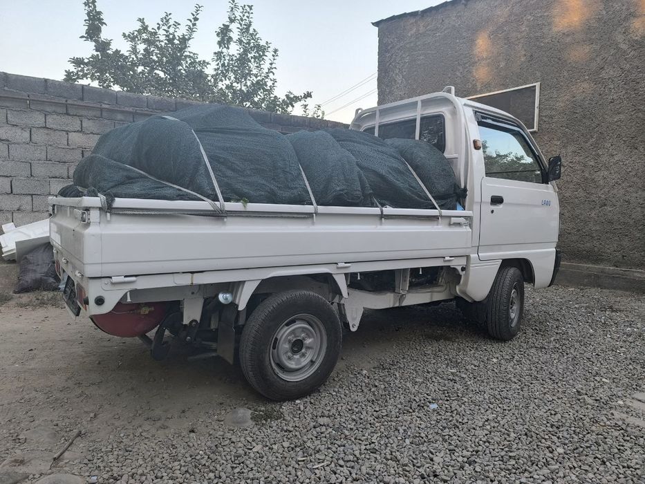 Вывоз мусора,  строй мусор. и старых мебель и.т.