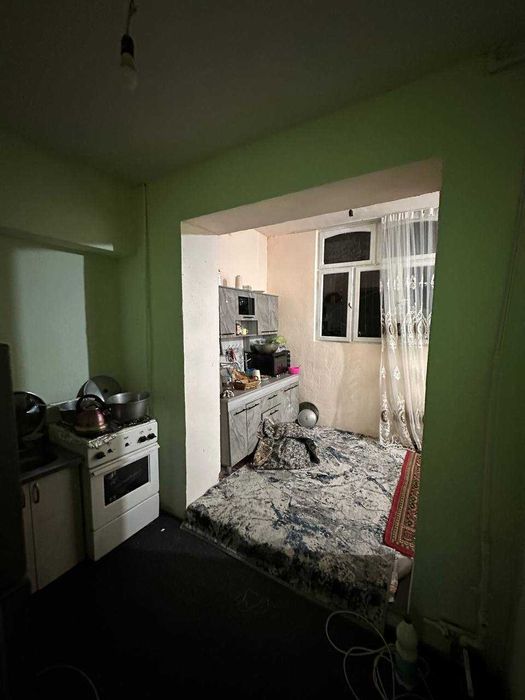 1 хона 1 этаж яхши жойда