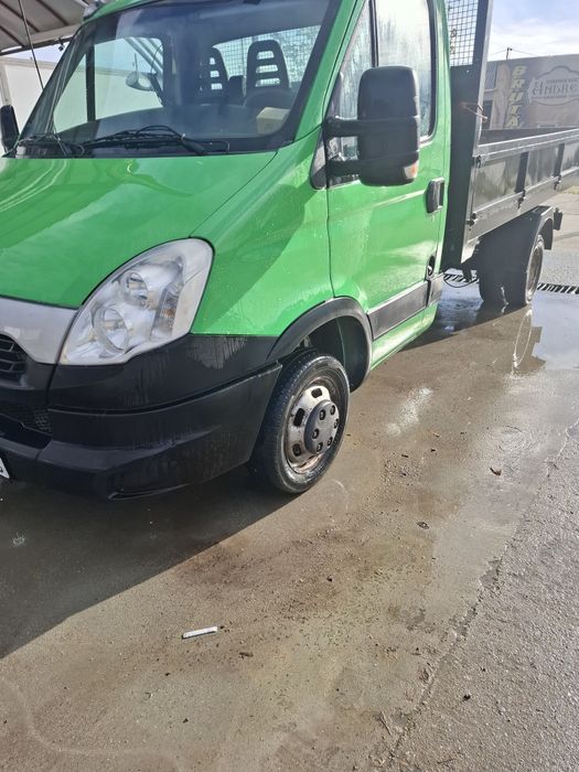 Proprietar vand  iveco  basculabil