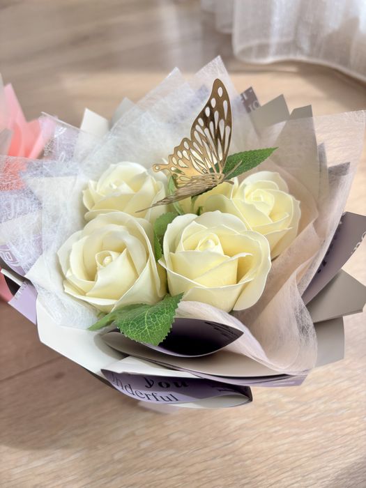 Мини букет за подарък