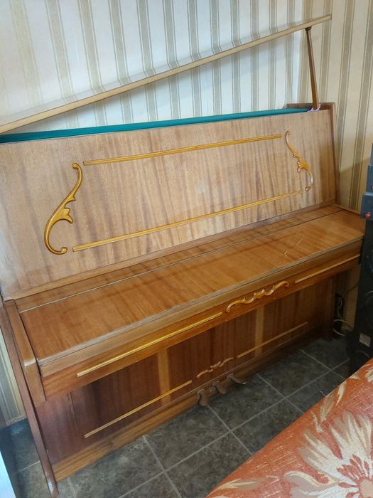 Пиано Украйна 1991г.