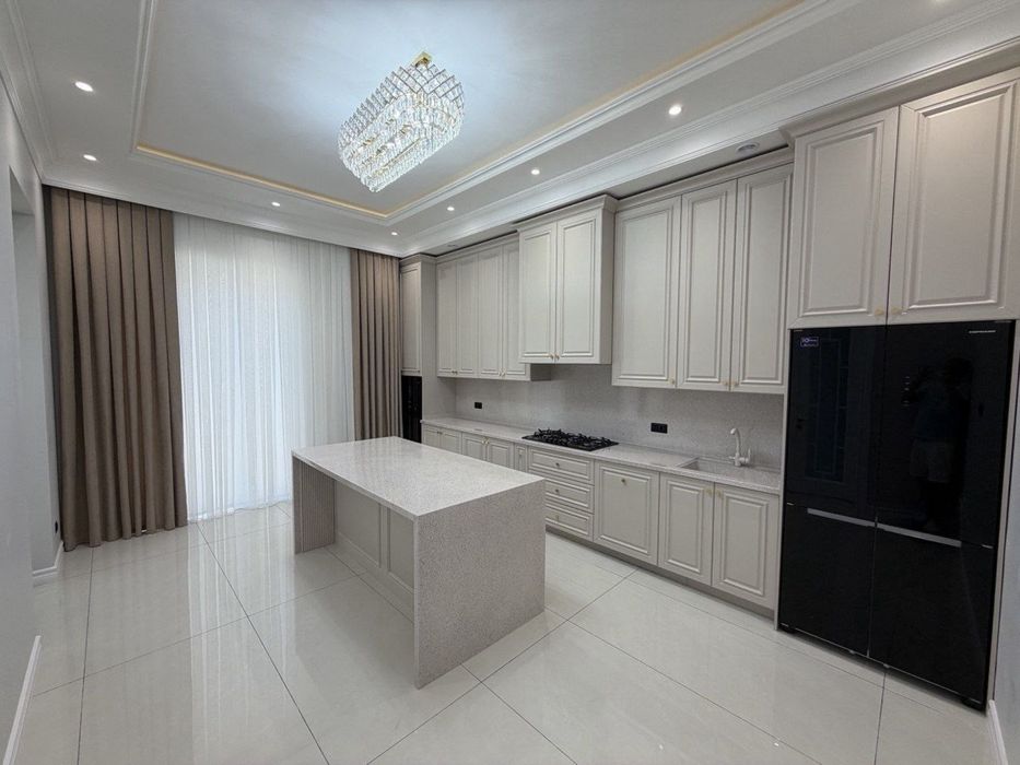 Ор-р: Улица Никитина Продается Новый Евро Дом 3.соток 480м2 $950,000