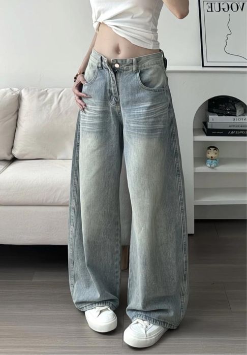 Продам женские джинсы