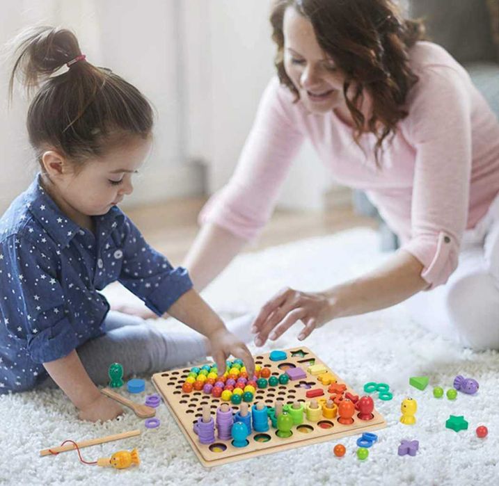 Мултифункционална дървена игра с мъфини и много игри за всеки дом