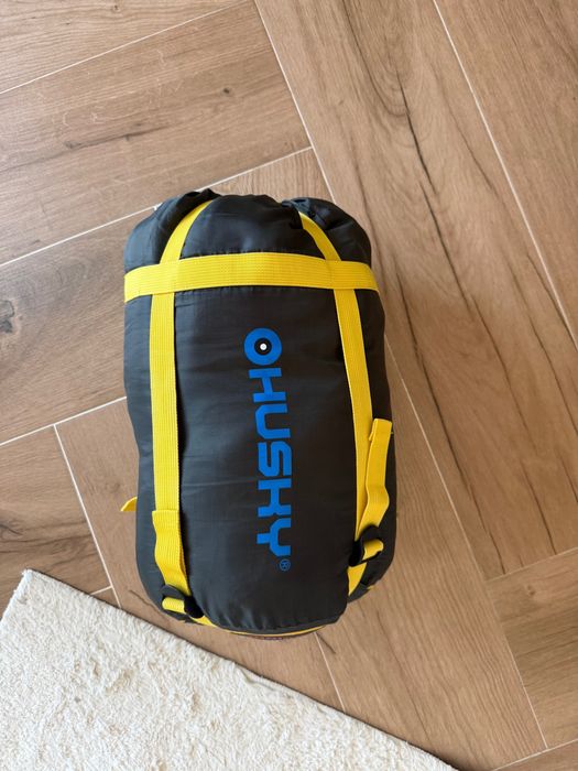 Sac de dormit husky sintetic