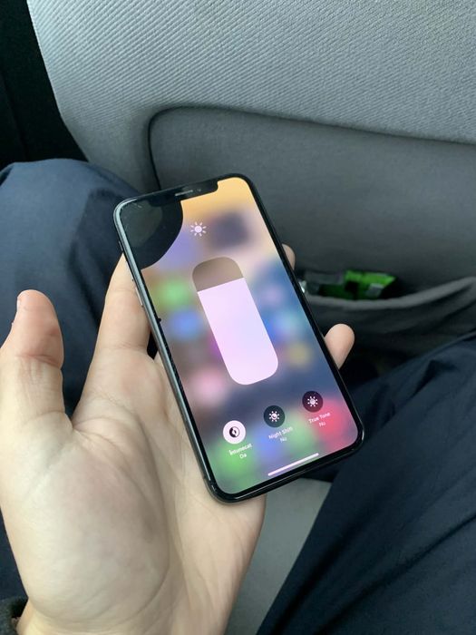 Vand/Schimb Iphone XS black 64 gb
