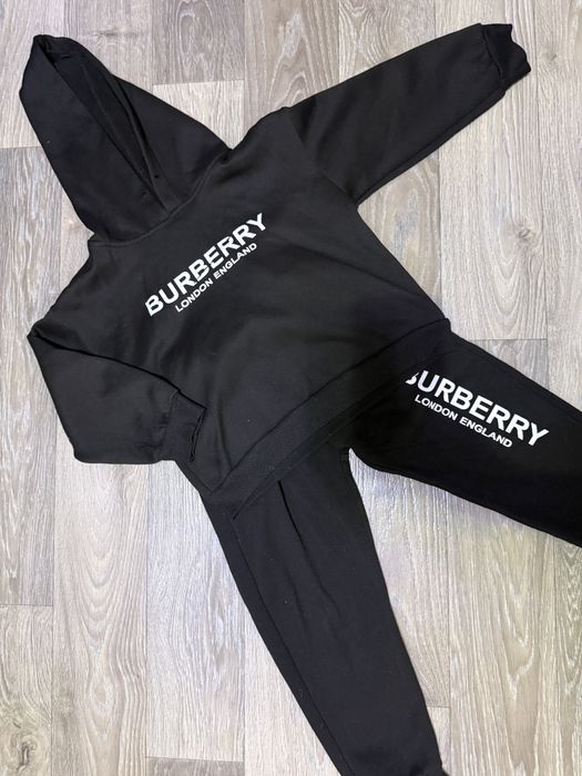 Детская одежда на 5-6 лет 10.000