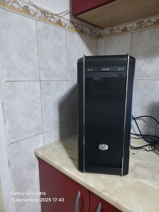 Vând calculator Gaming Intel core i7 2600 Quad core 3400mhz 8 thread-u