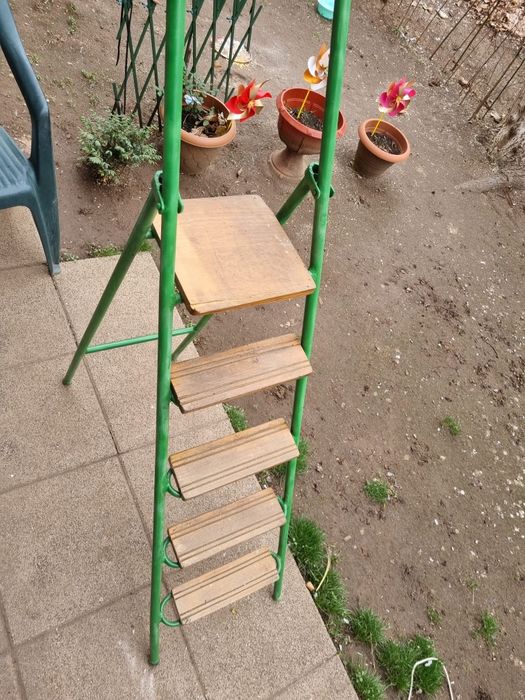 Vind scara pliabila.