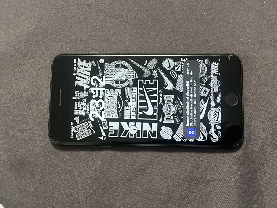 Iphone 8 plus cu urme de uzura