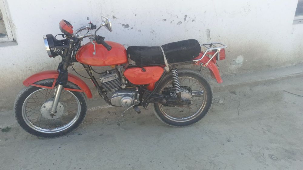 Velik yangi cifati aloo