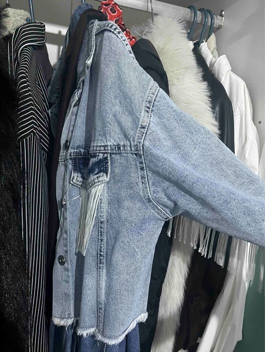 Дънково яке с конци