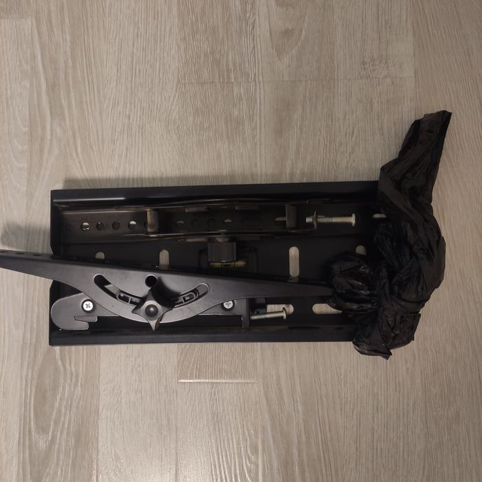 Кронштейн для плазменного телевизора