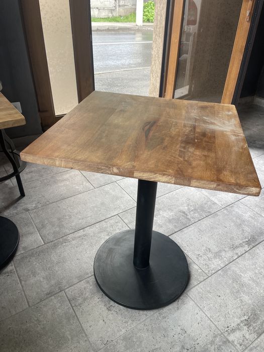 Vand mobilier cafenea
