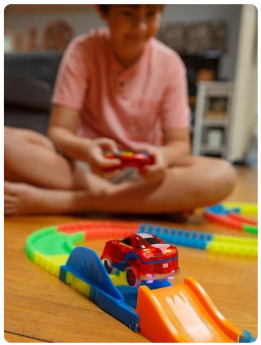 Magic Tracks - Детска количка с дистанционно управление