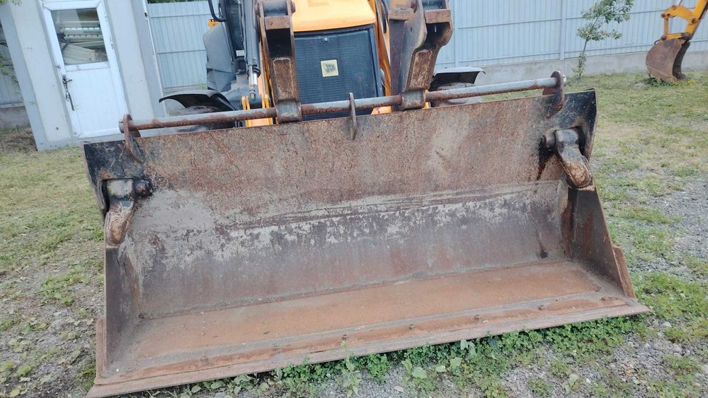 Buldoexcavator JCB 3CX