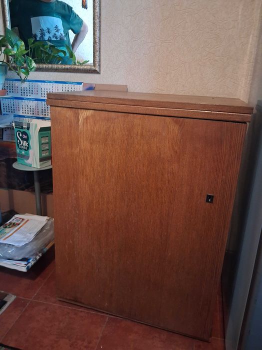 Продам швейную  машинку