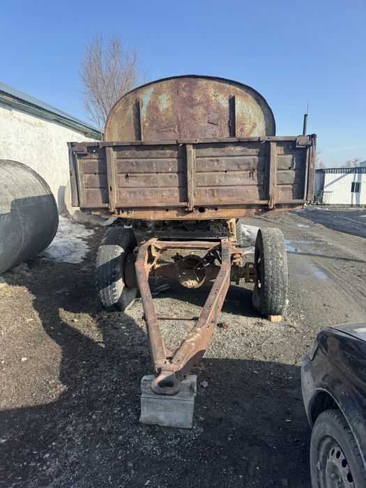 Продам прицеп с бочками