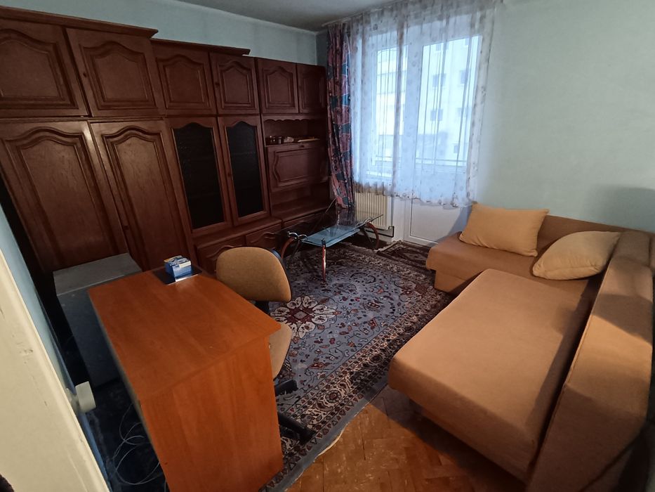 Apartament de închiriat