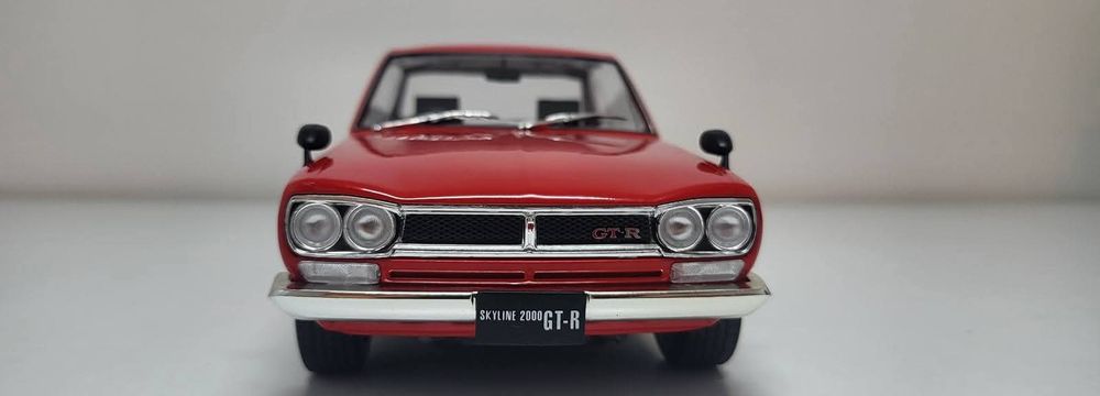 Machetă NISSAN SKYLINE 2000 GT-R 1/18 Triple9