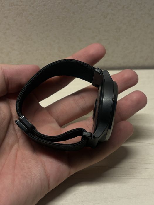 Garmin Vivoactive 4, часы гармин