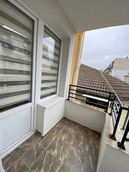 Дава се под наем Тристаен апартамент в Варна, Младост 1 - 100 кв.м за 548.25 € - Снимка #14
