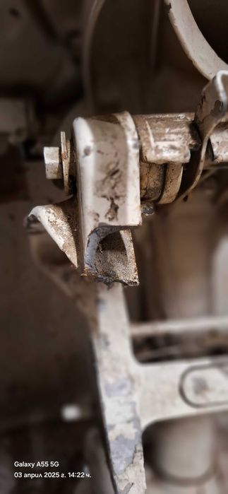 Продавам извънбордов мотор Джонсън