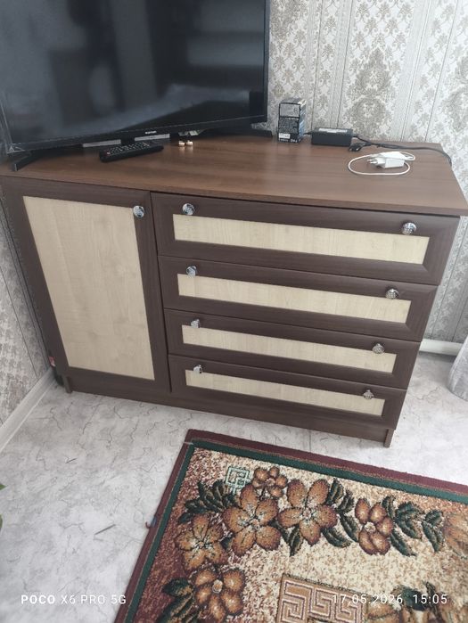 Продам спальный гарнитур